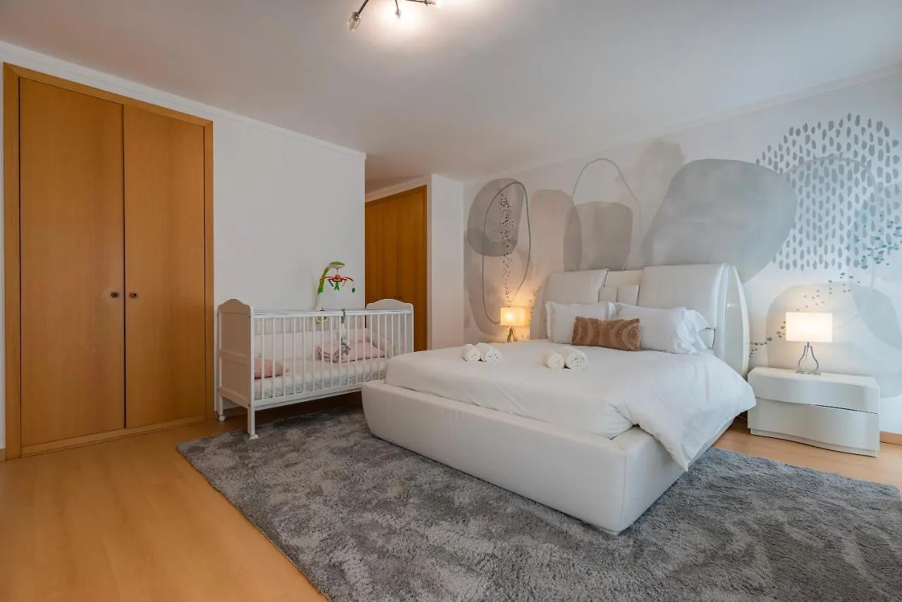 Charm 3Bdr Apartment W/Balcony By Lovelystay Lisboa Portugália