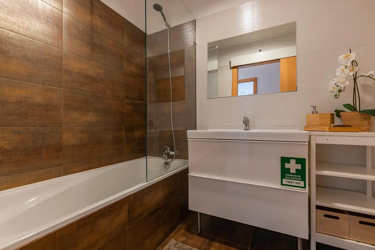 Charm 3Bdr Apartment W/Balcony By Lovelystay Lisboa