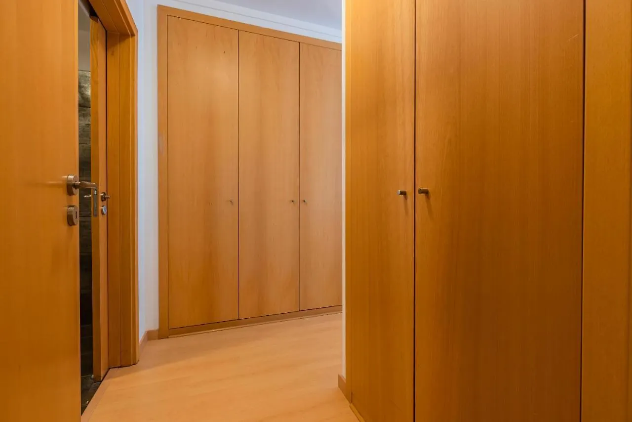 Charm 3Bdr Apartment W/Balcony By Lovelystay Lisboa 0*,  Portugália