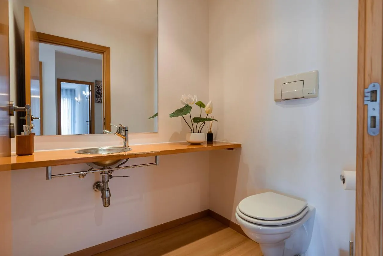 Charm 3Bdr Apartment W/Balcony By Lovelystay Lisboa 0*,