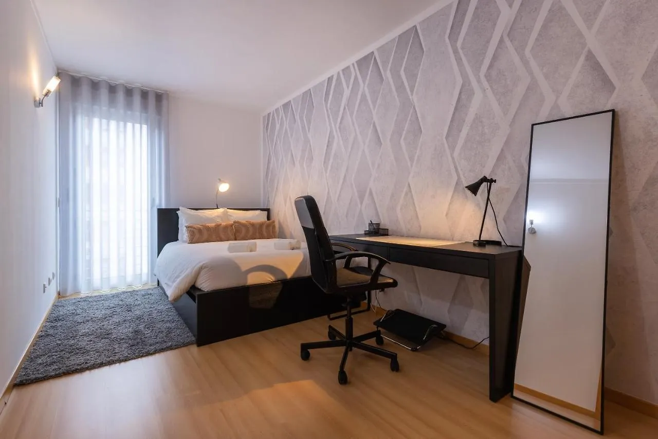 Charm 3Bdr Apartment W/Balcony By Lovelystay Lisboa