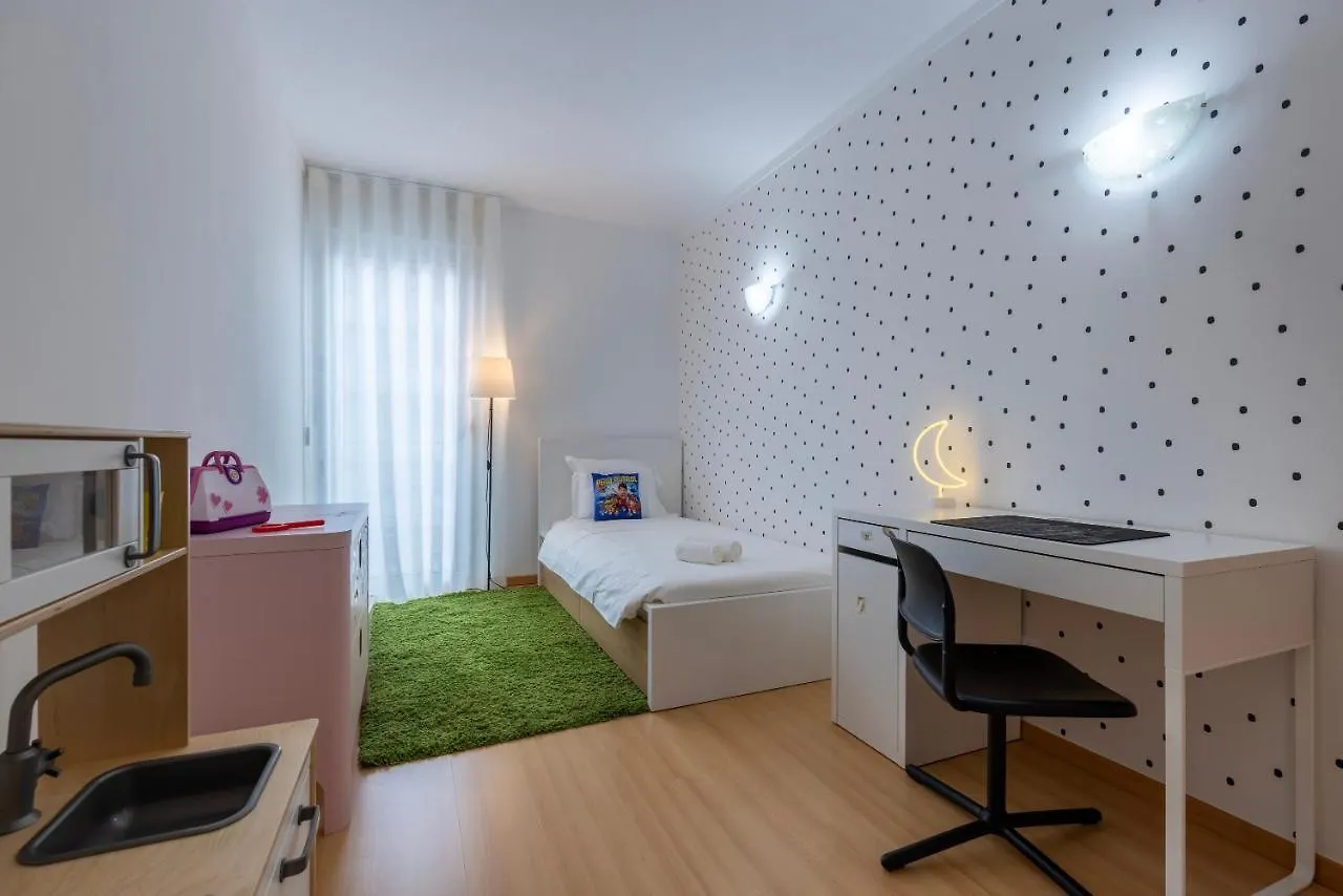 Charm 3Bdr Apartment W/Balcony By Lovelystay Lisboa