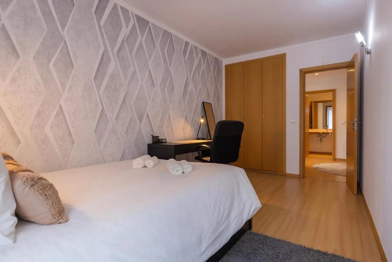 Charm 3Bdr Apartment W/Balcony By Lovelystay Lisboa