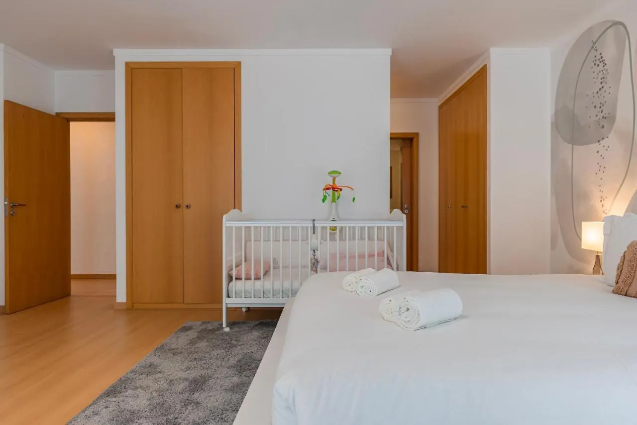 Charm 3Bdr Apartment W/Balcony By Lovelystay Lisboa